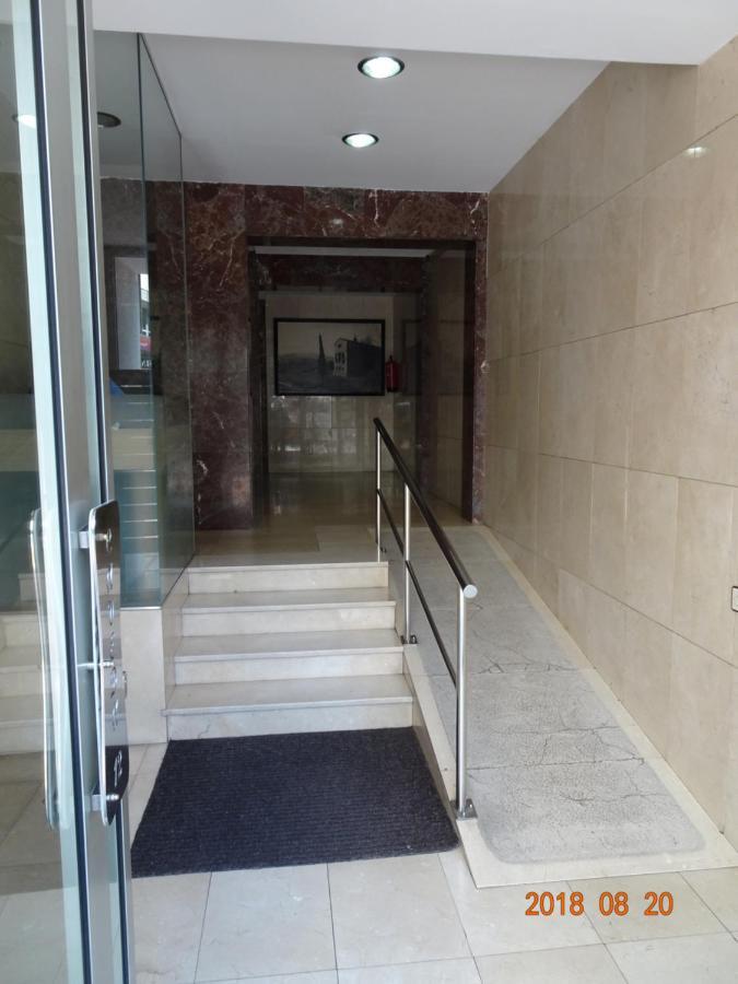 Oviedo Centro-Plaza Longoria Apartment Exterior photo